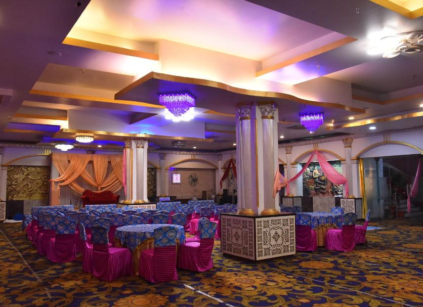 Banquet hall Photo