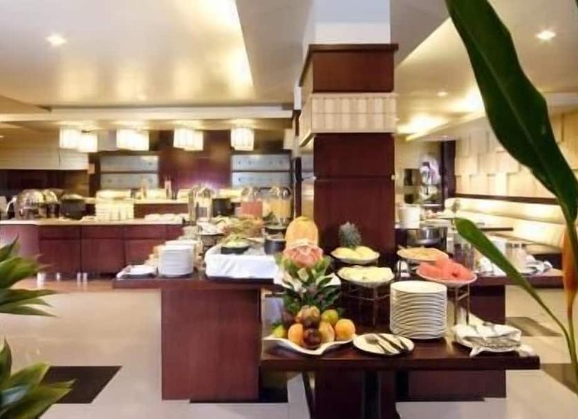 Buffet Photo