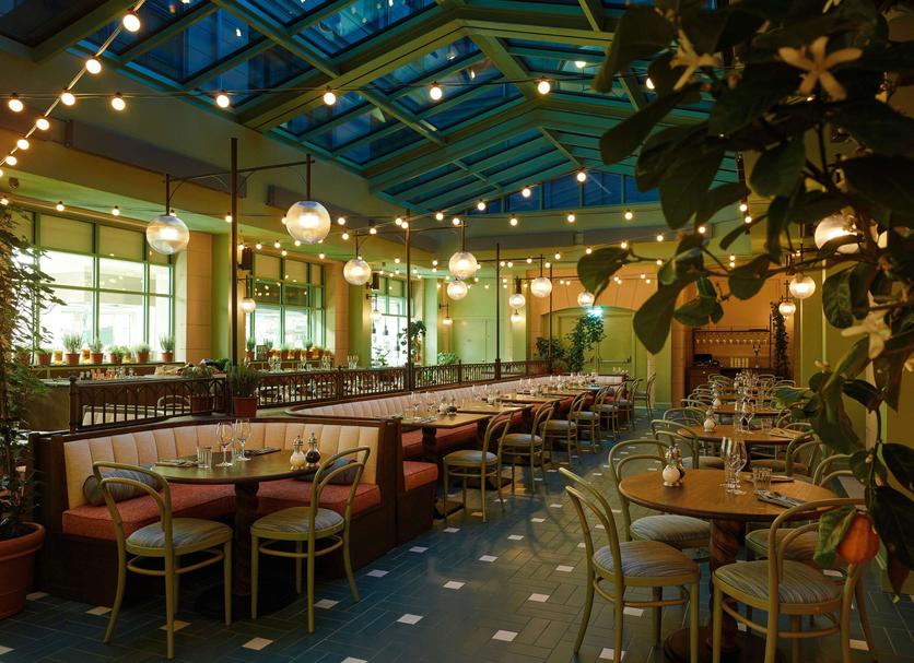 Restaurant Photo