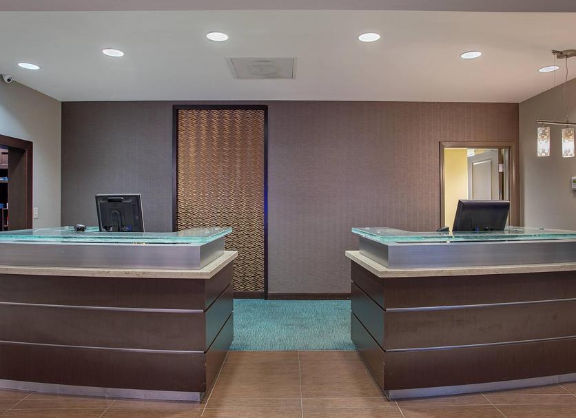 Front desk Photo