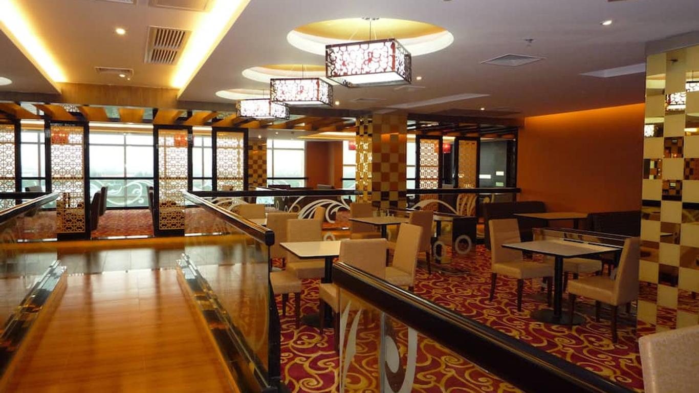 Yifeng Hotel