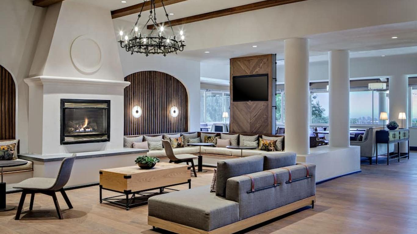 Chaminade Resort & Spa