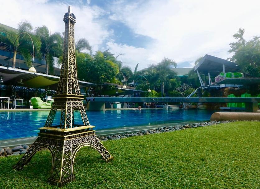 Pool Photo