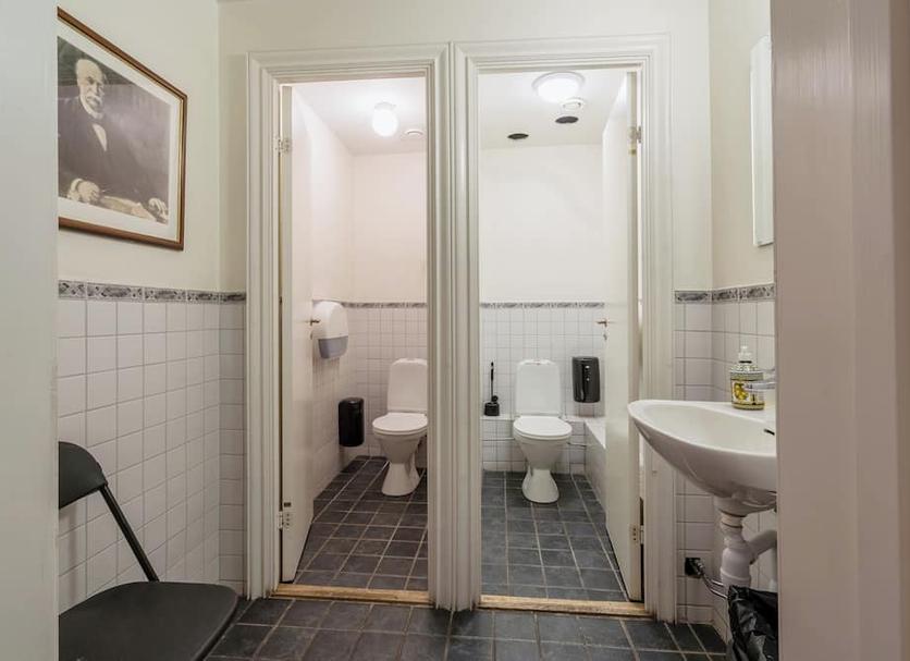 Bathroom Photo