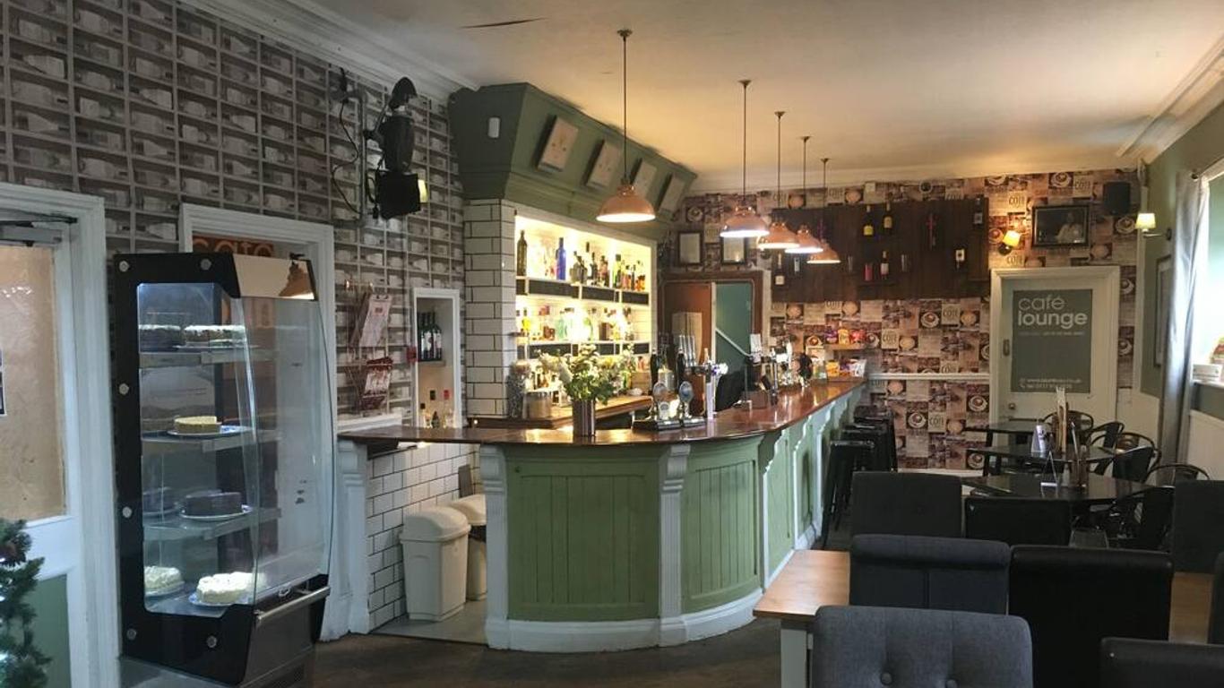 The Crown Inn - By Whitney Inns