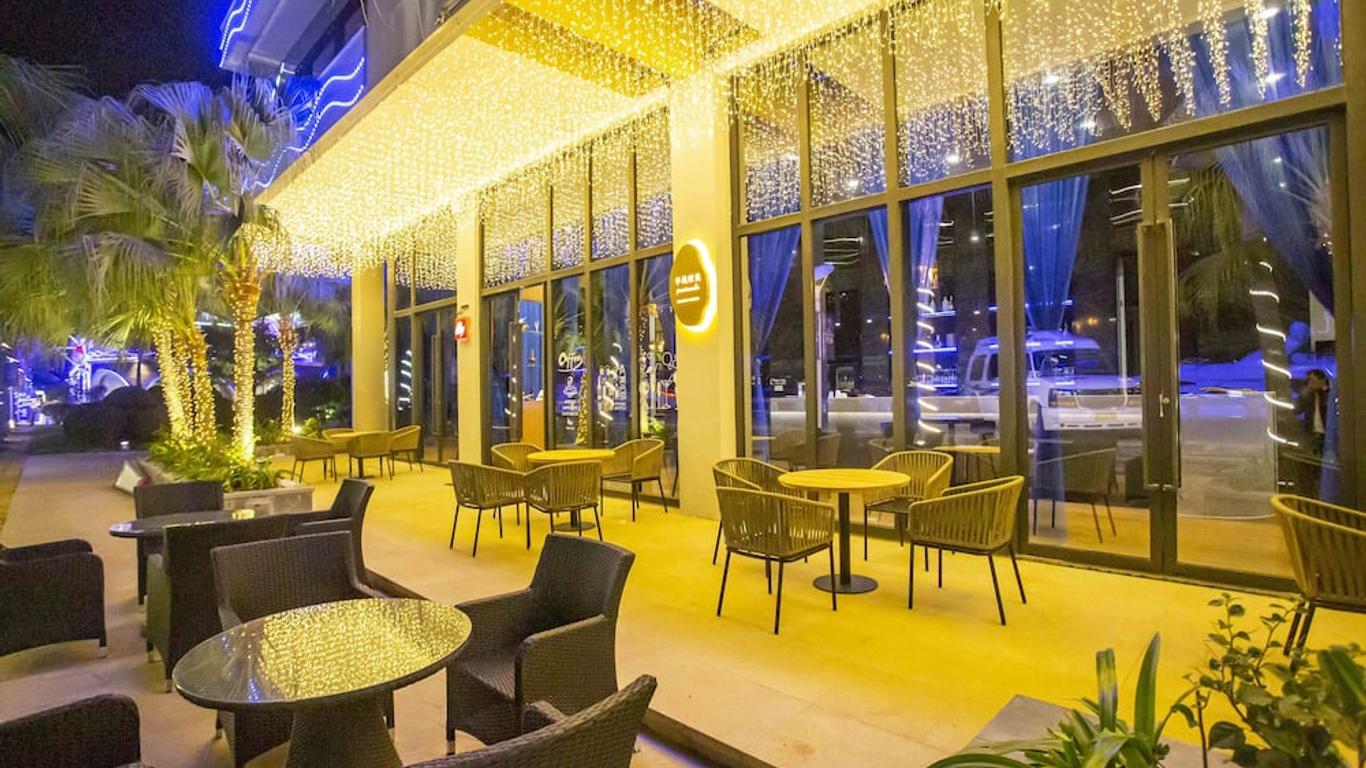 Serenity Marina Hotel