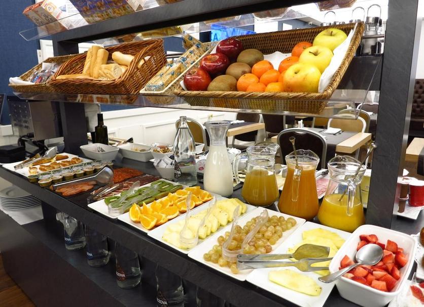 Buffet Photo