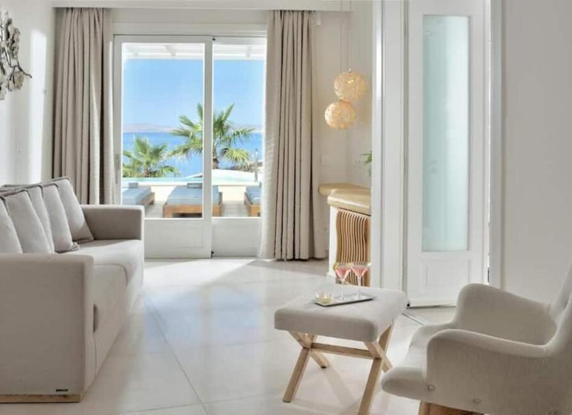 Living room Photo