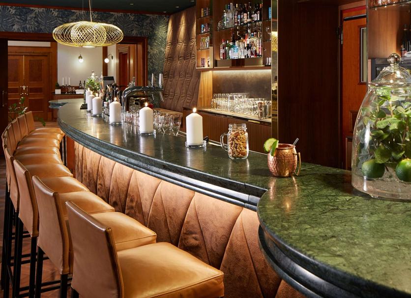 Bar Photo