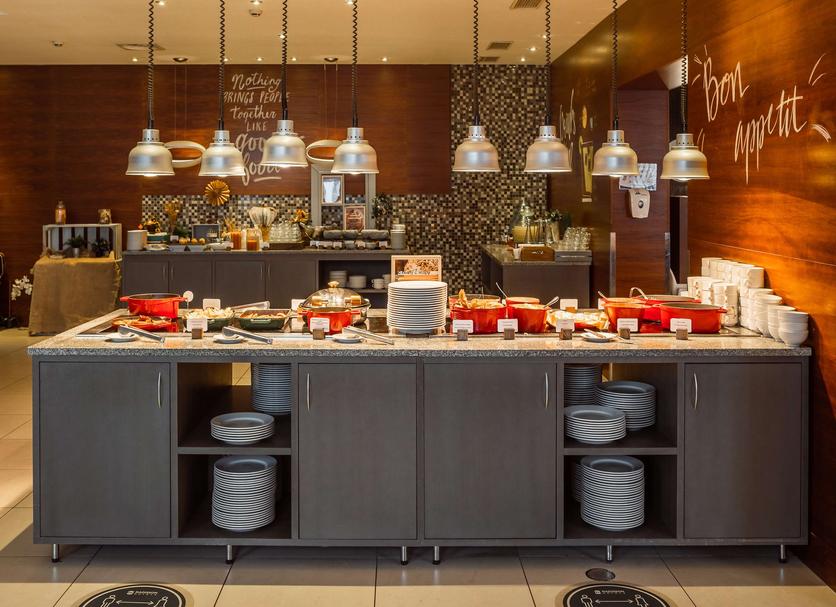 Buffet Photo