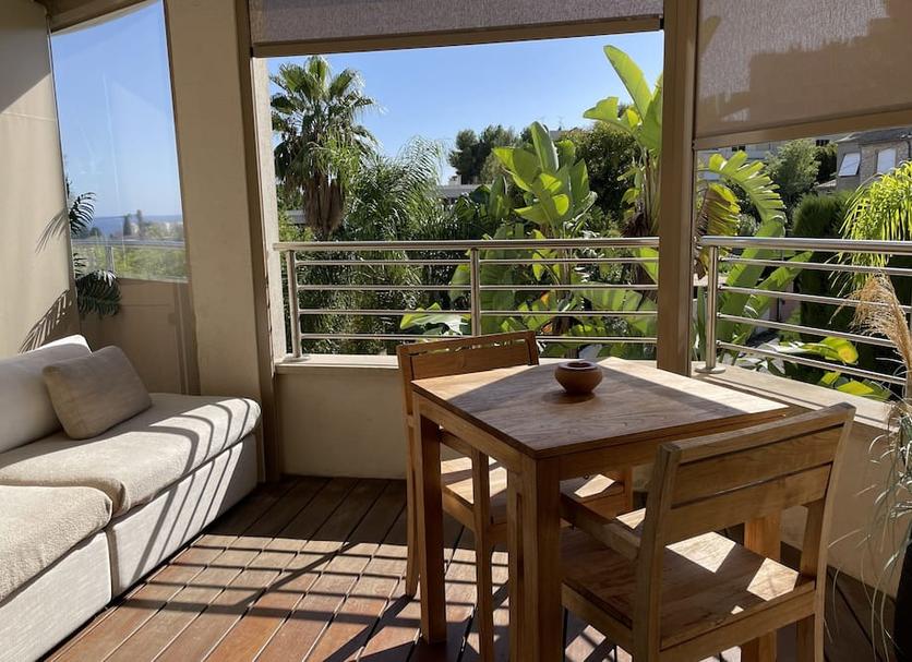 Balcony Photo