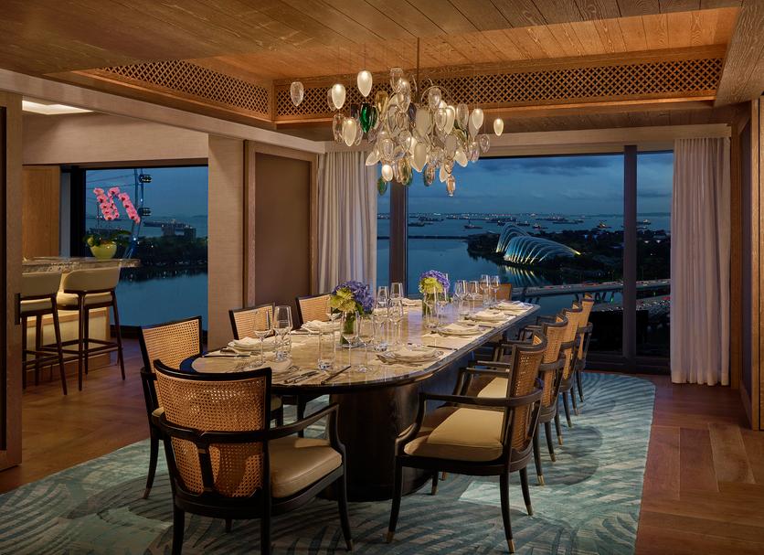 Dining room Photo