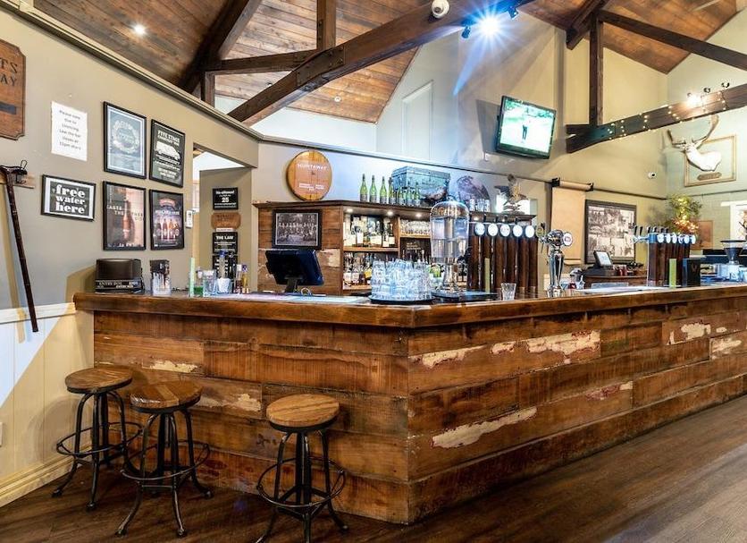Bar Photo