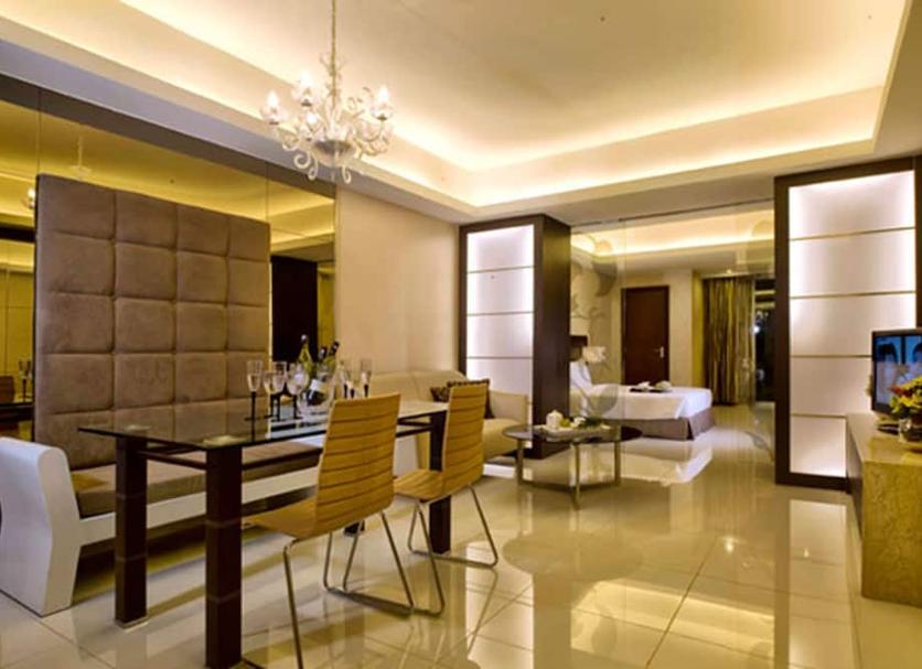 Dining room Photo