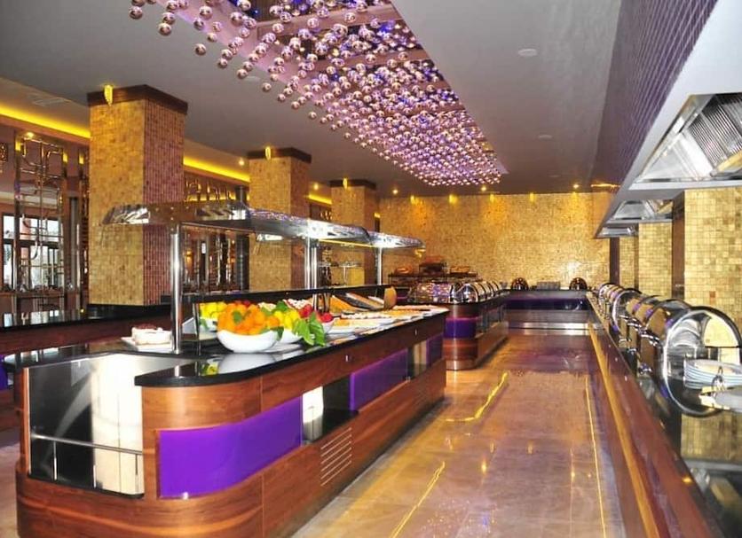 Buffet Photo