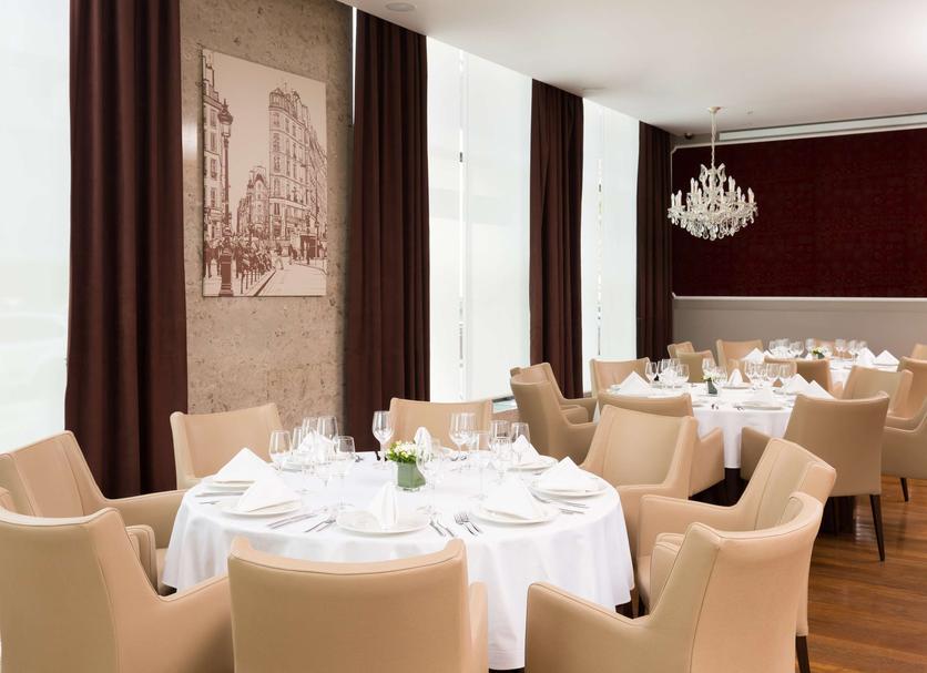 Banquet hall Photo