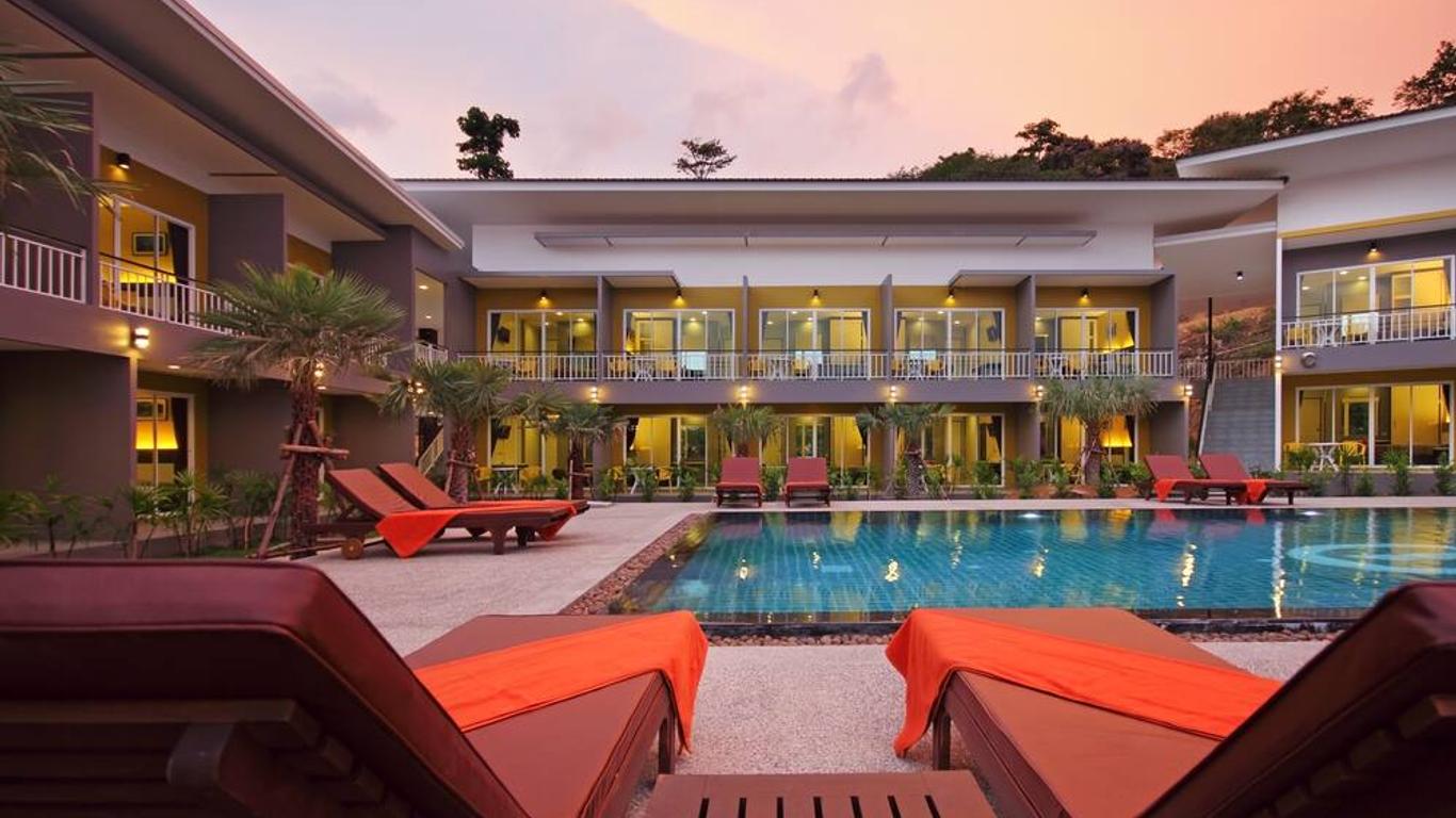 Gypsy Sea View Resort