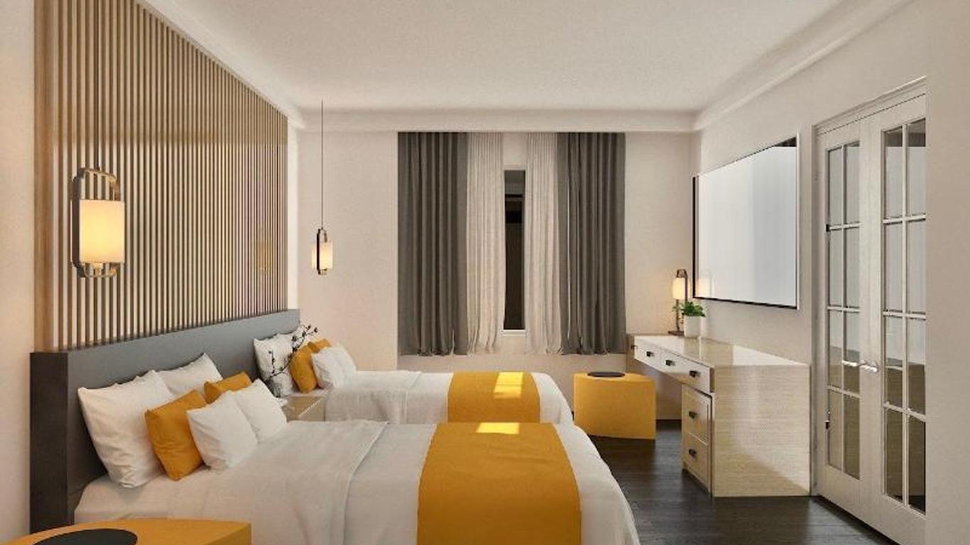 Saffron Hotel