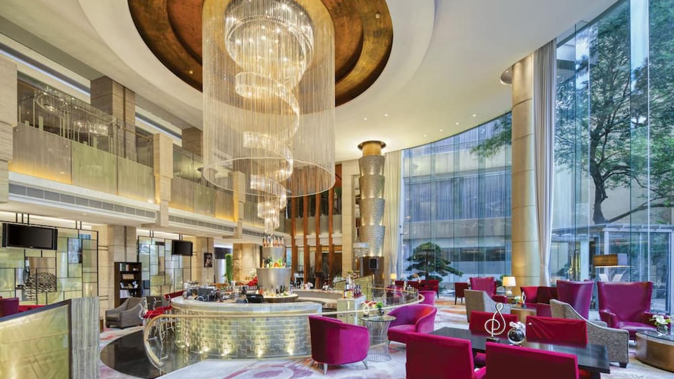 Royal Garden Hotel