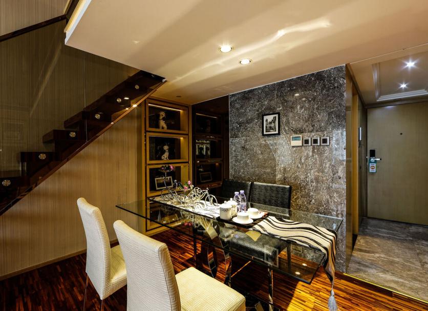 Dining room Photo
