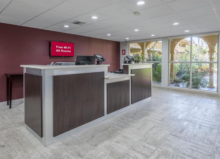 Front desk Photo