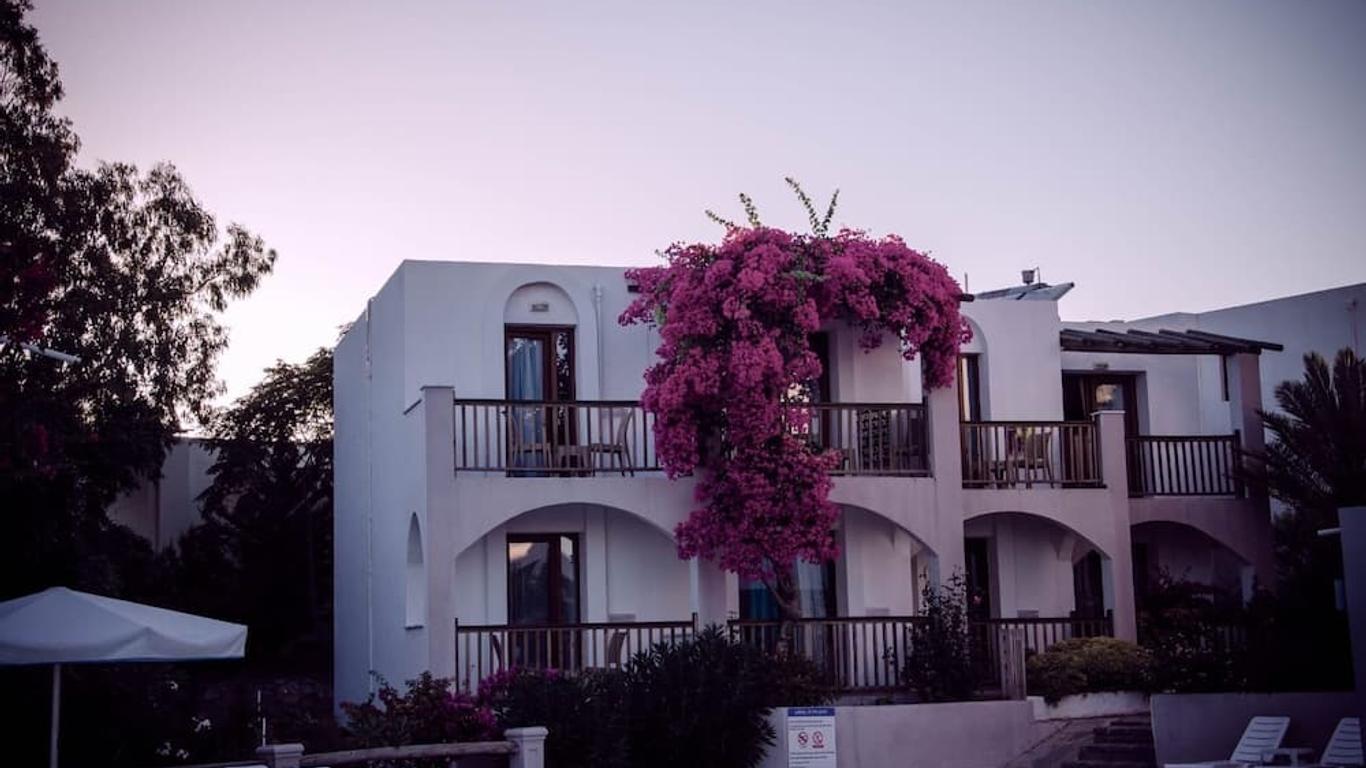 Gumbet Cove Hotel