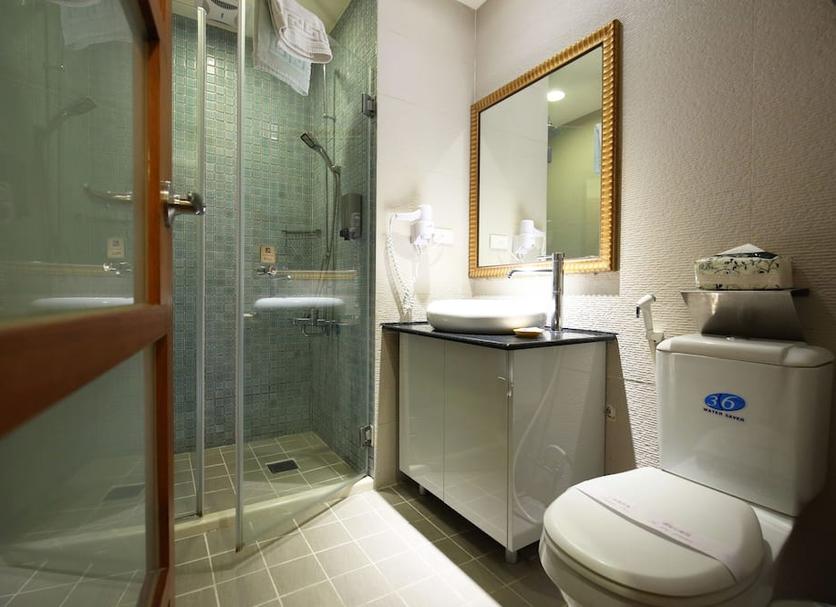 Bathroom Photo