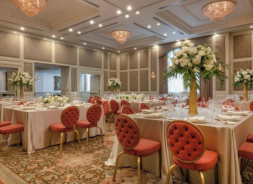 Banquet hall Photo