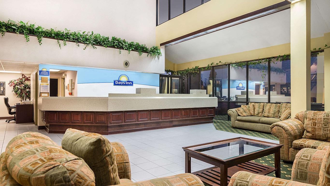 Days Inn by Wyndham Indianapolis Northeast