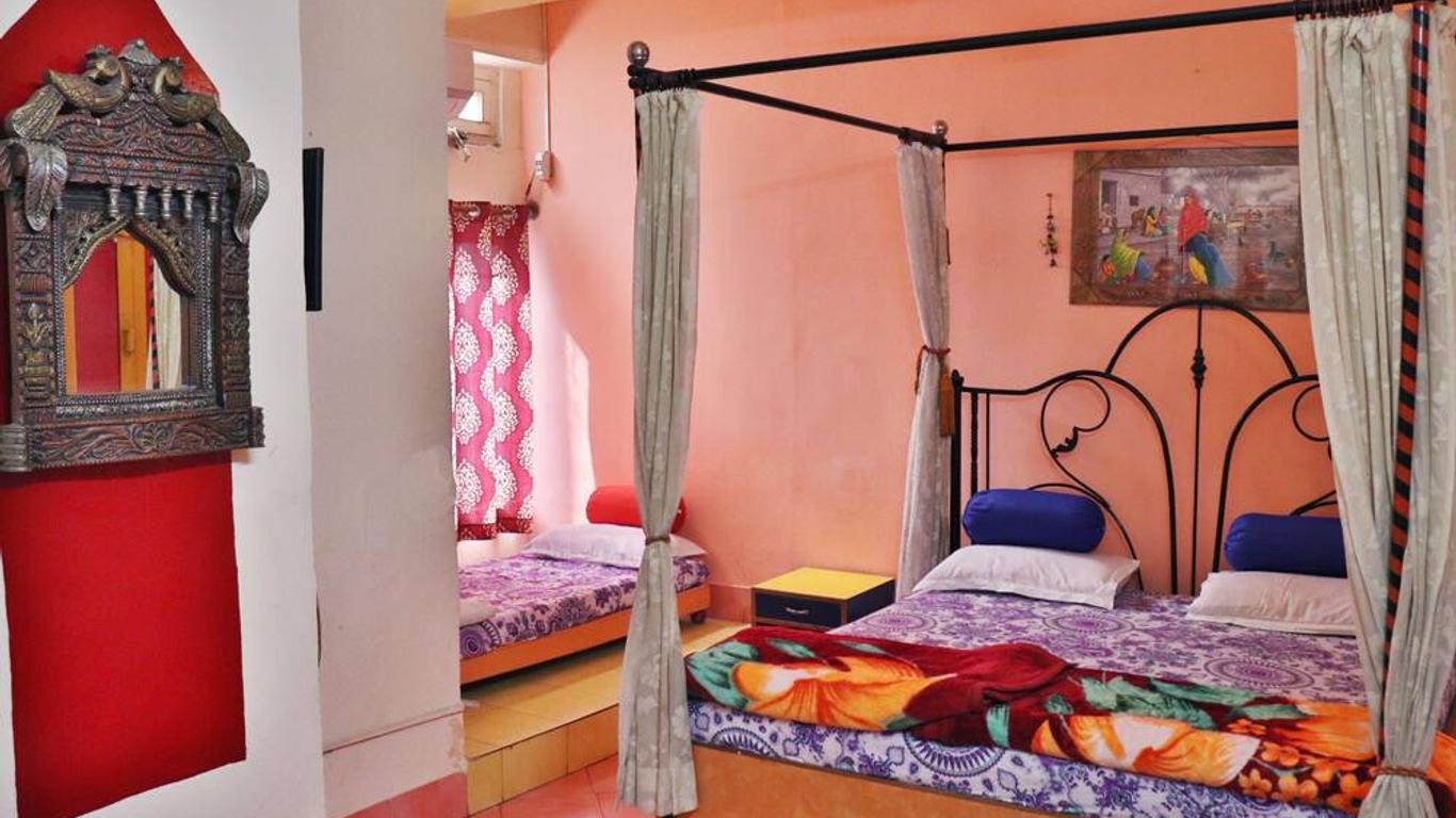 Govind Hotel