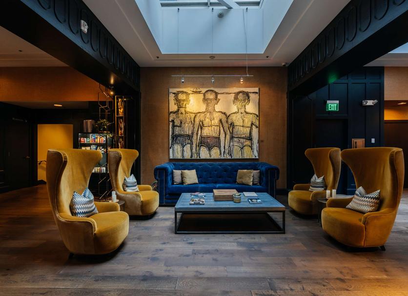 Lounge Photo