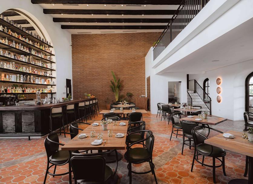 Restaurant Photo
