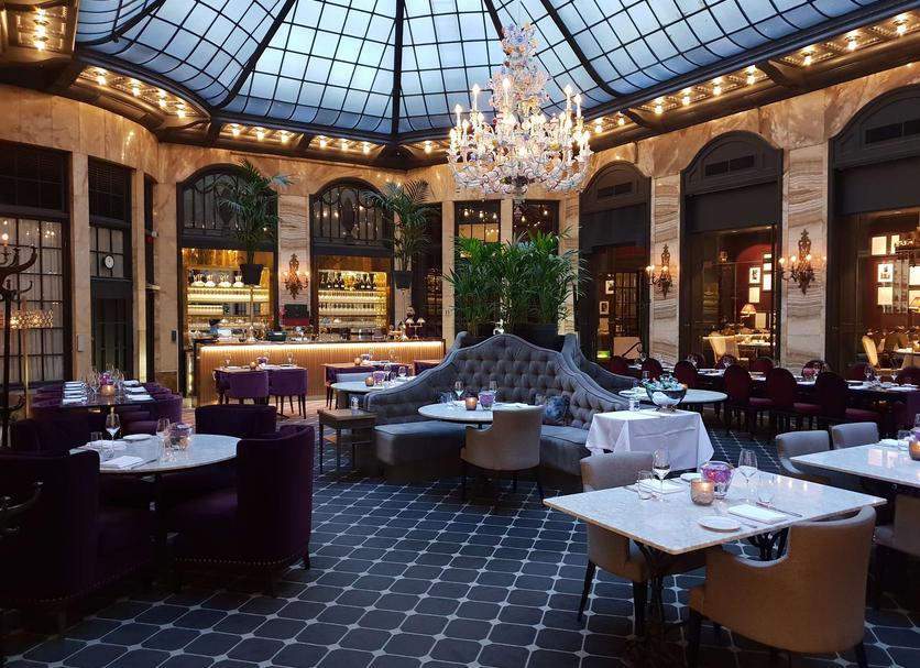 Restaurant Photo