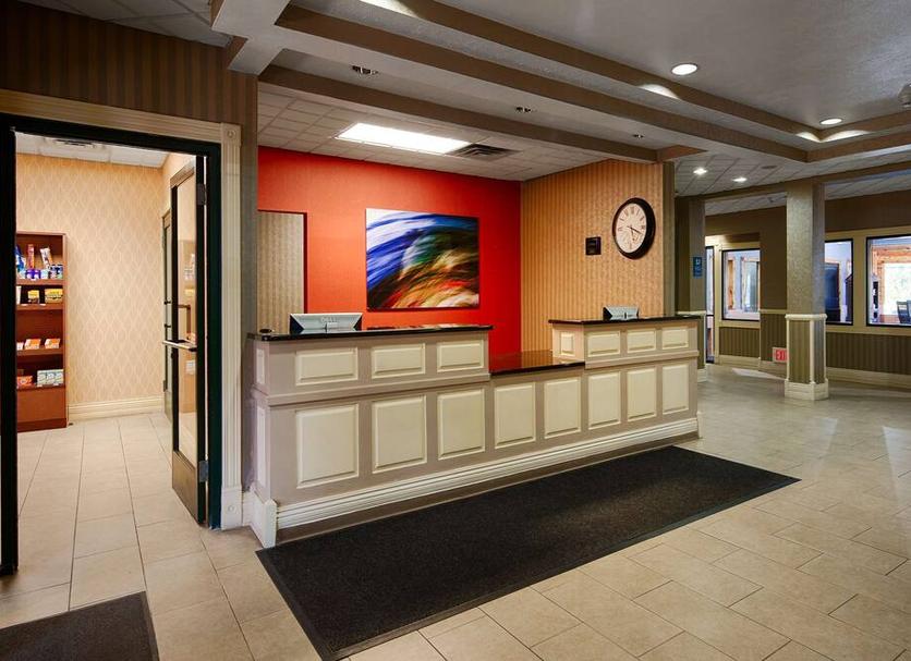Front desk Photo