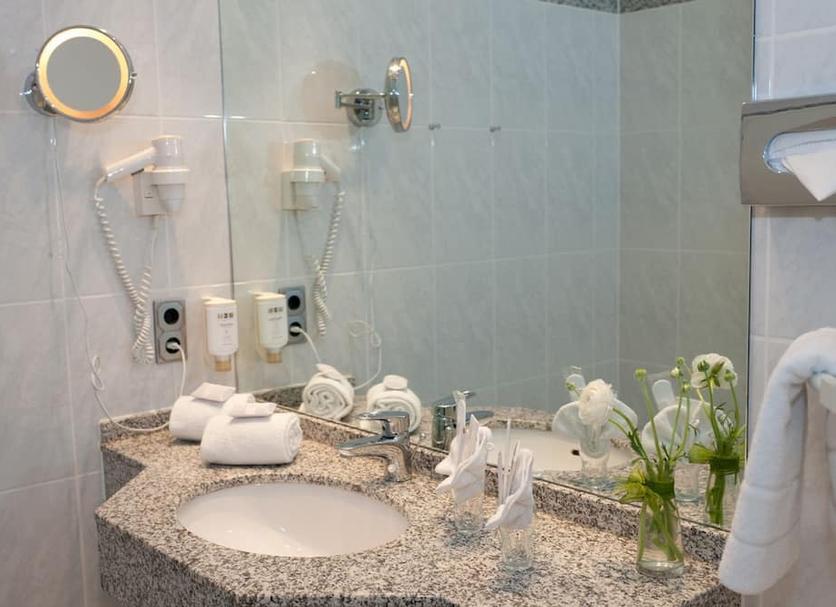 Bathroom Photo