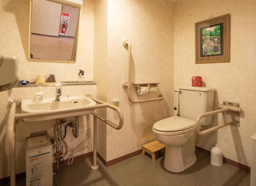 Bathroom Photo