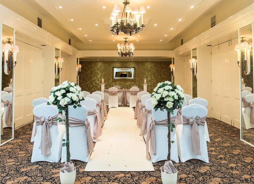 Banquet hall Photo