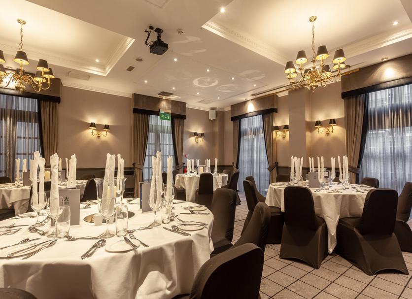 Banquet hall Photo