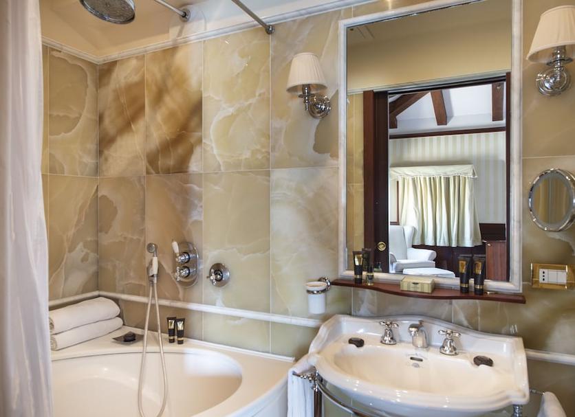 Bathroom Photo