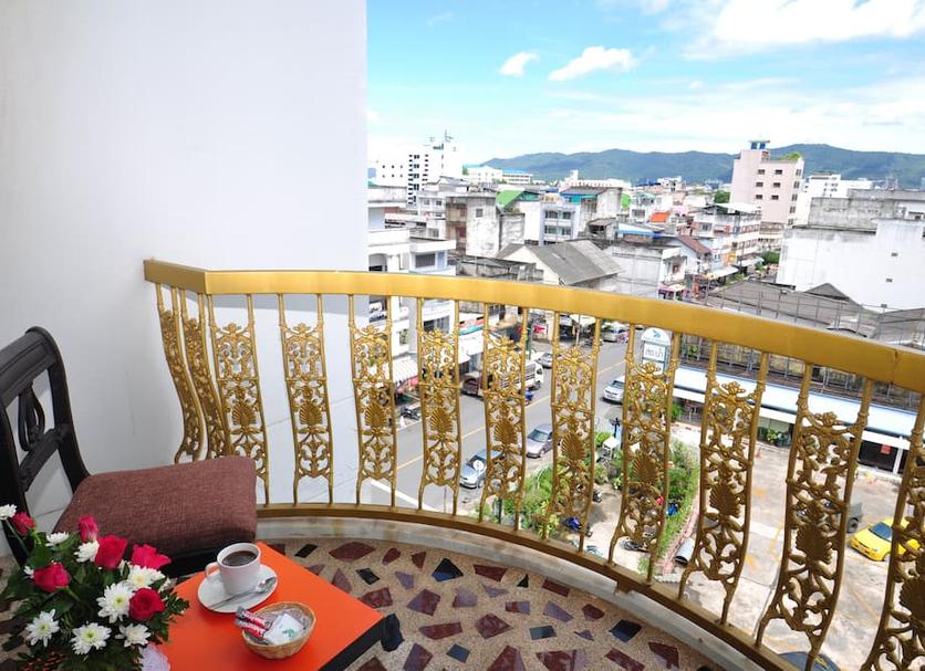 Balcony Photo