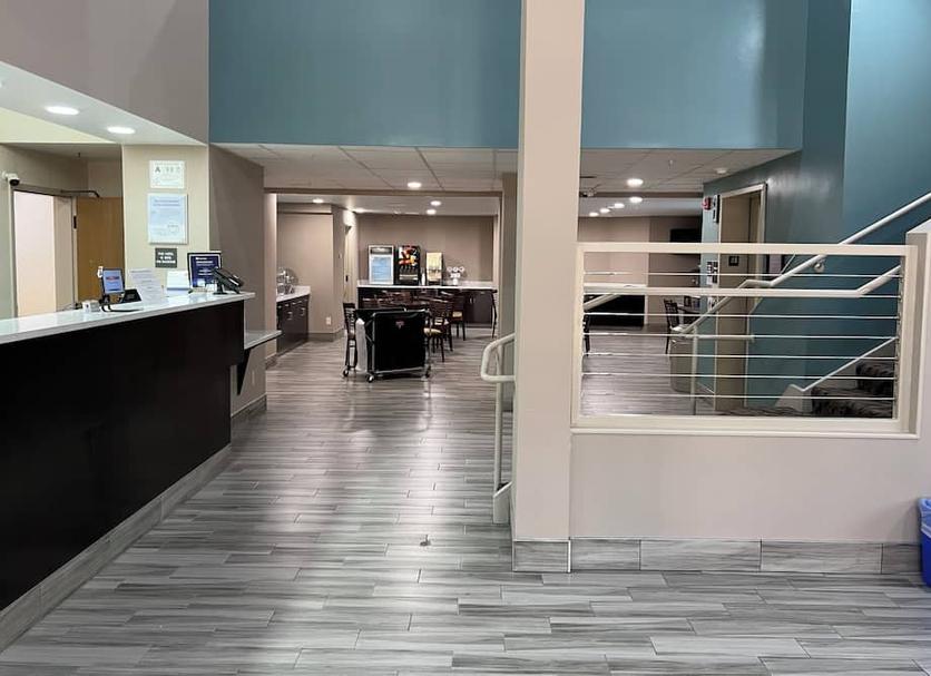 Front desk Photo