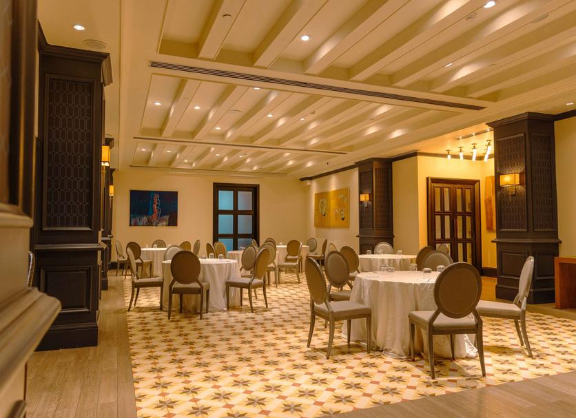 Banquet hall Photo