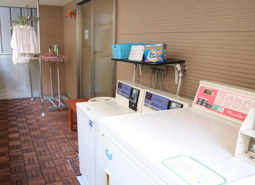 Laundry facility Photo