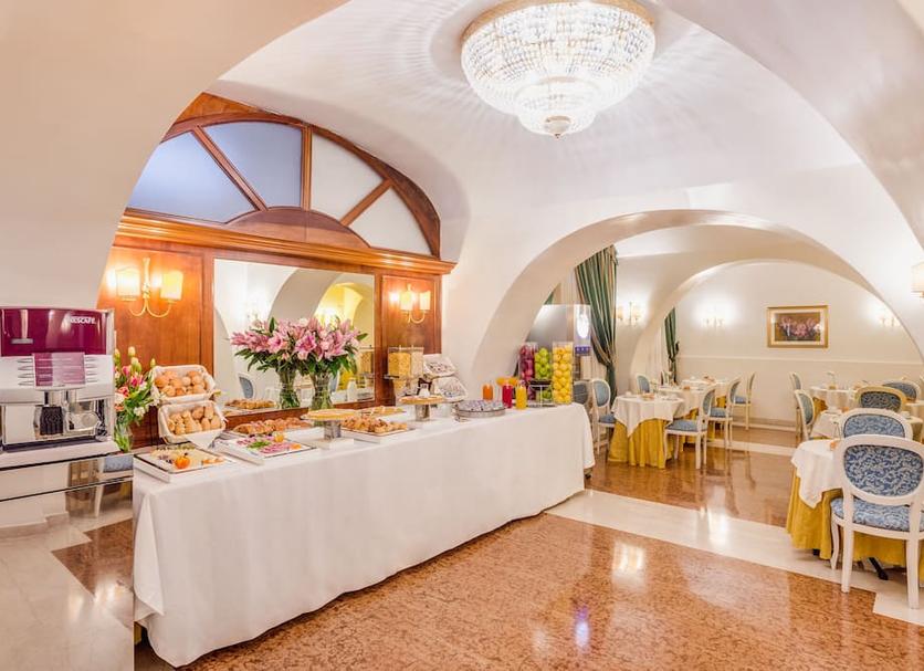 Buffet Photo