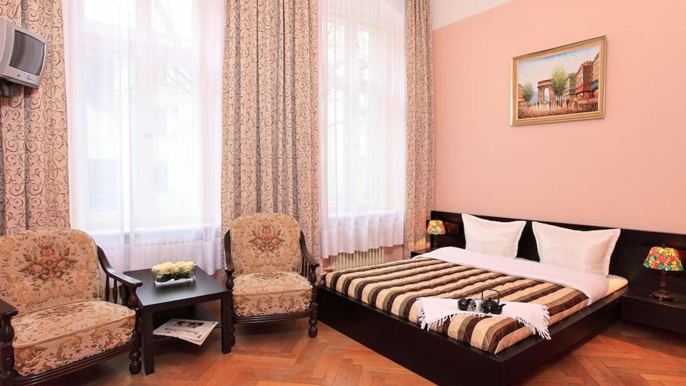 Hotel Central Inn
