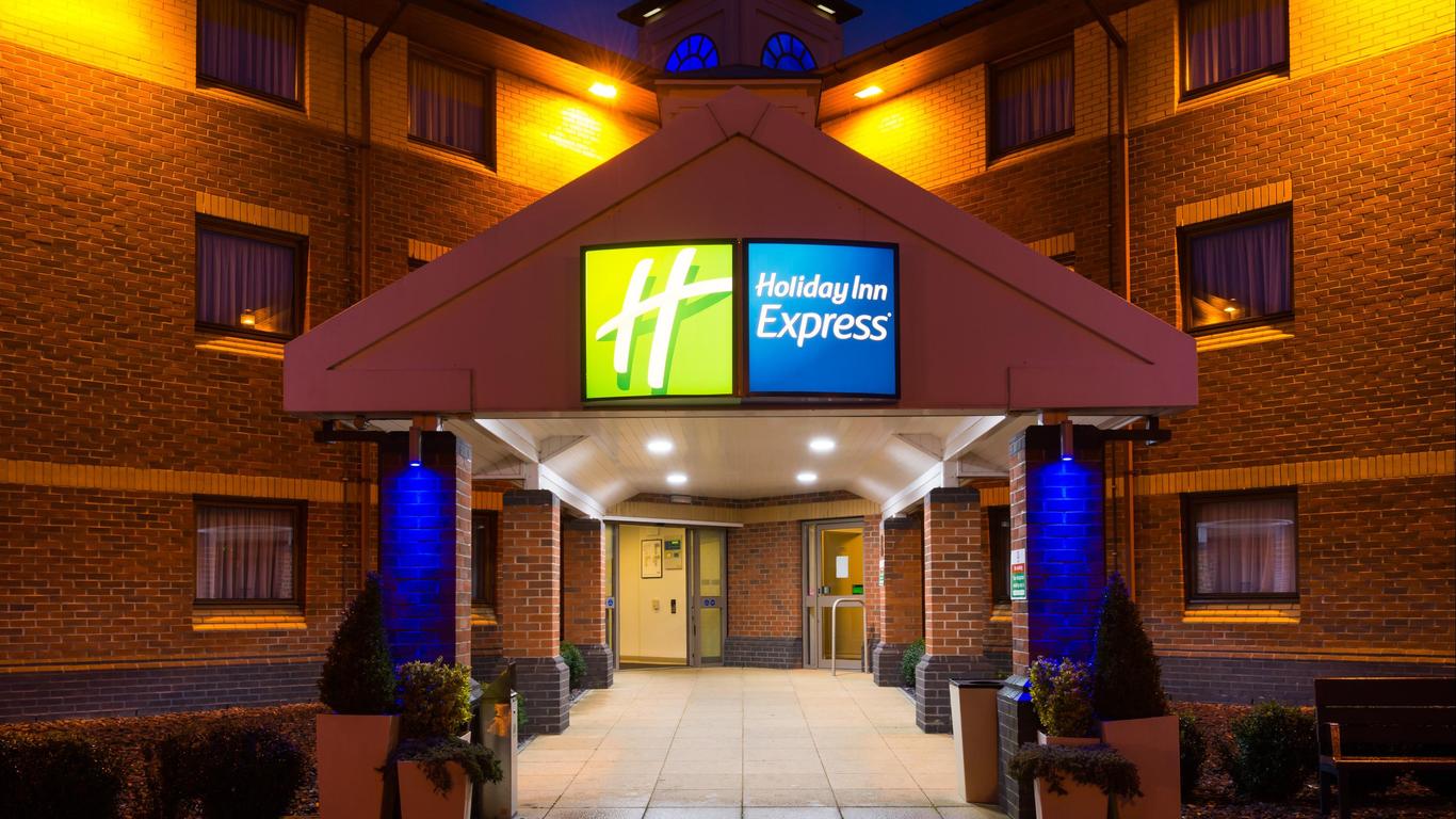 Holiday Inn Express Taunton East