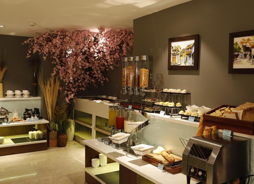 Buffet Photo
