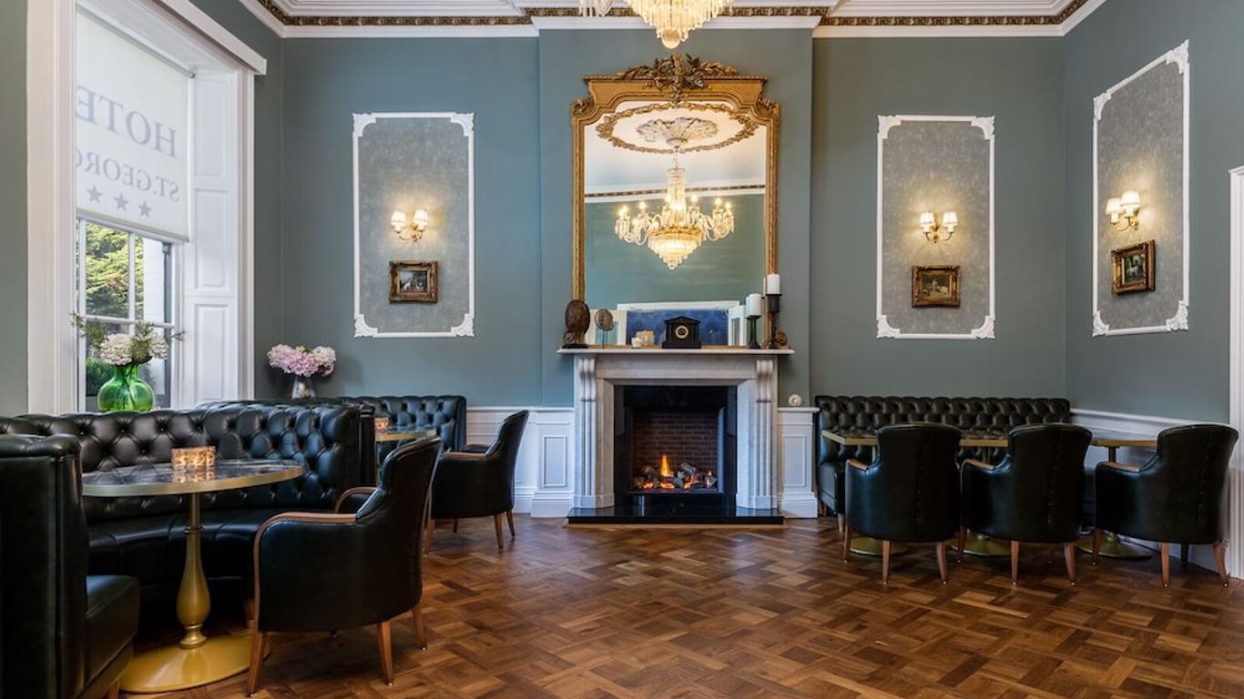 Hotel St George by Nina