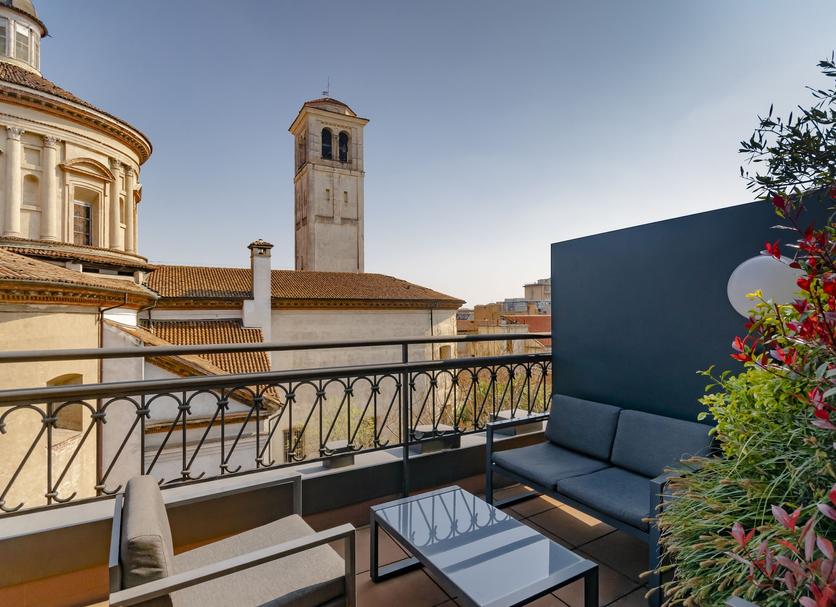 Balcony Photo
