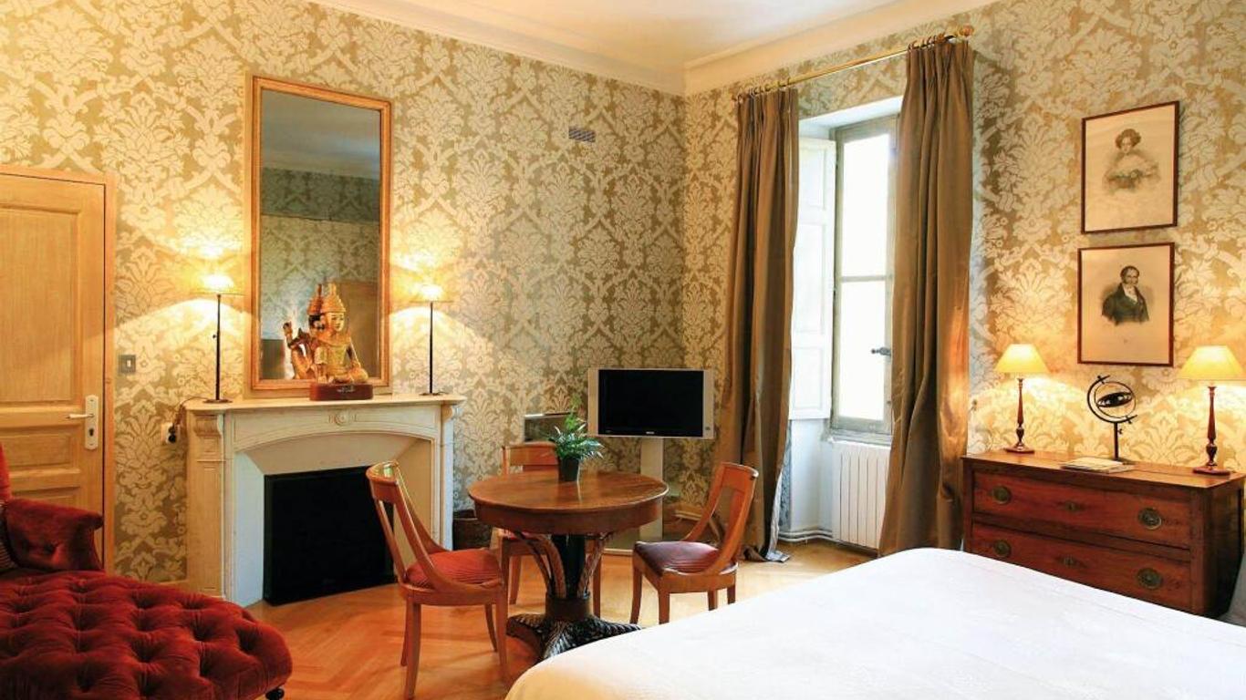 Hotel Château Des Alpilles